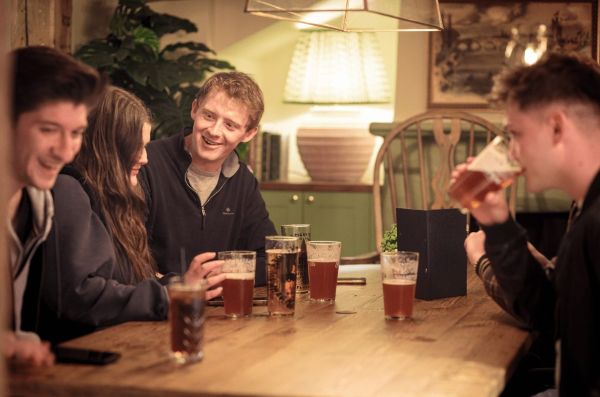 Sunday Quiz at Kings Head Hotel, Cirencester