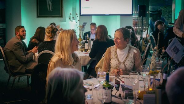 EVEREST LEGEND KENTON COOL AND LOCAL YOUTH AMBASSADOR TO HEADLINE YOUTH ADVENTURE TRUST’S ADVENTURE DINNER